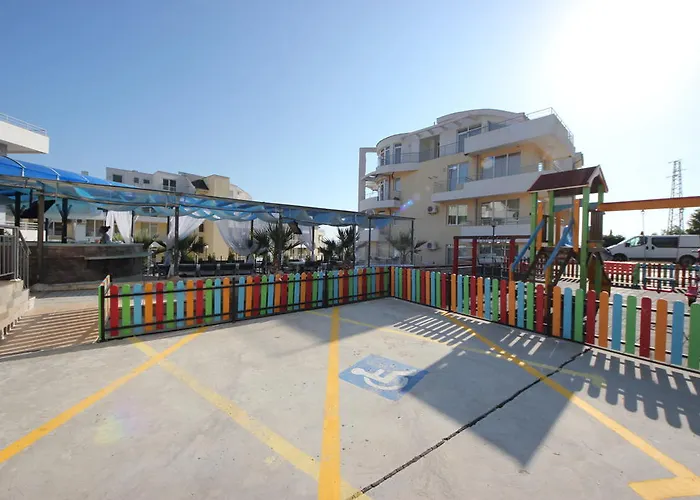 Menada Sunset Apartamento Kosharitsa