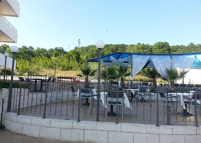 Menada Sunset Kosharitsa