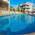 Апартаменты Menada Sunset
