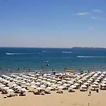 Апартаменты Menada Sunset