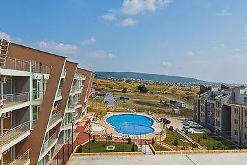 Menada Sunset Apartment Kosharitsa